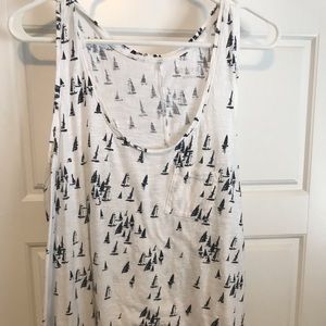 Sailboat Tank